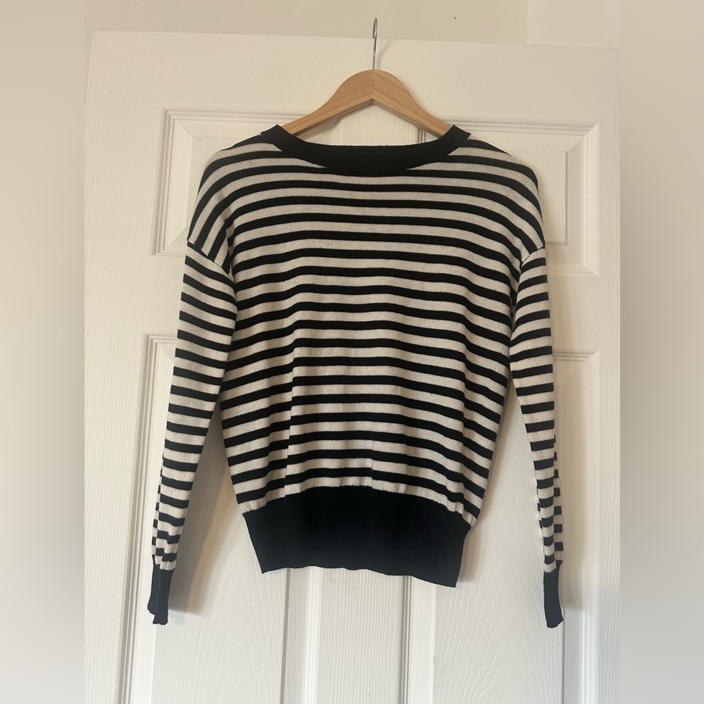 House of Harlow 1960 X Revolve Britt Sweater in Black + White Stripe, Size XXS. - Picture 3 of 8